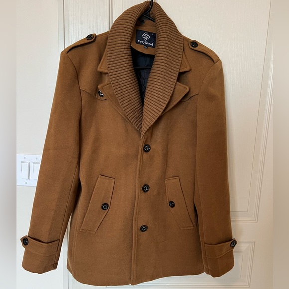 UNISEX DRESSY TAN COAT - Picture 2 of 6